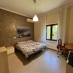 5 Min From Bus Stop-Free Parking